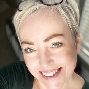 Meet your Posher, Alison